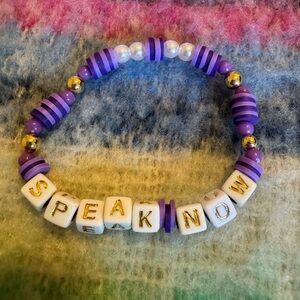 Speak Now 🗣️ Swiftie Friendship Bracelet